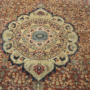 Intricate floral patterned area rug