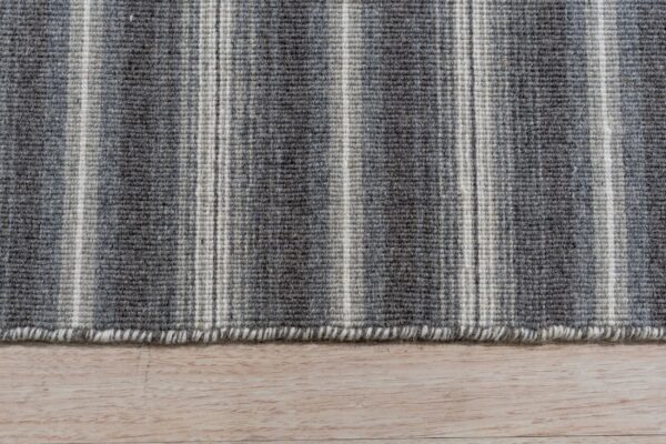 Lush timeless gray flatweave wool rug - image 2