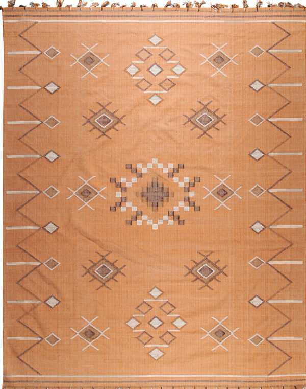 Sienna flatweave rug featuring cream and brown geometric diamonds and a central medallion design.
