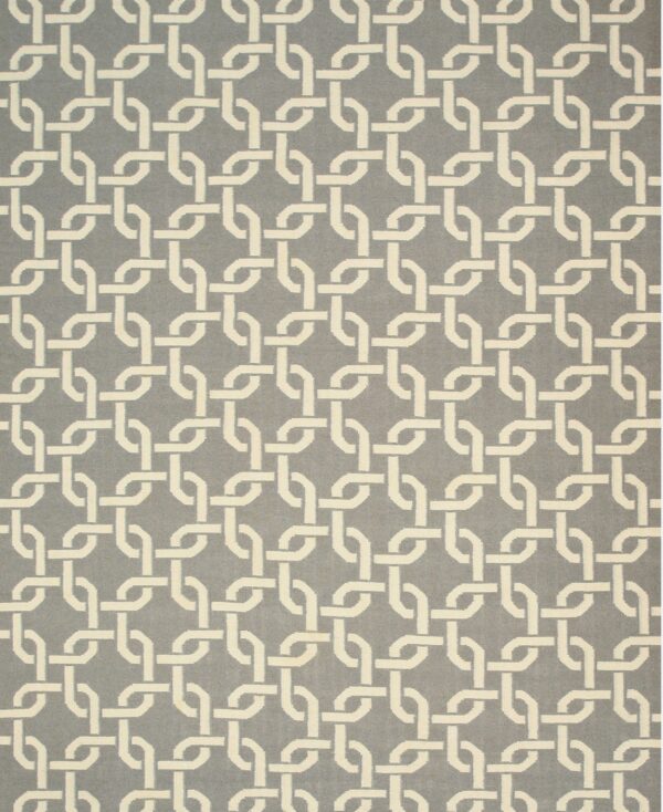 A gray and cream rug with an all-over geometric interlocking chain pattern.