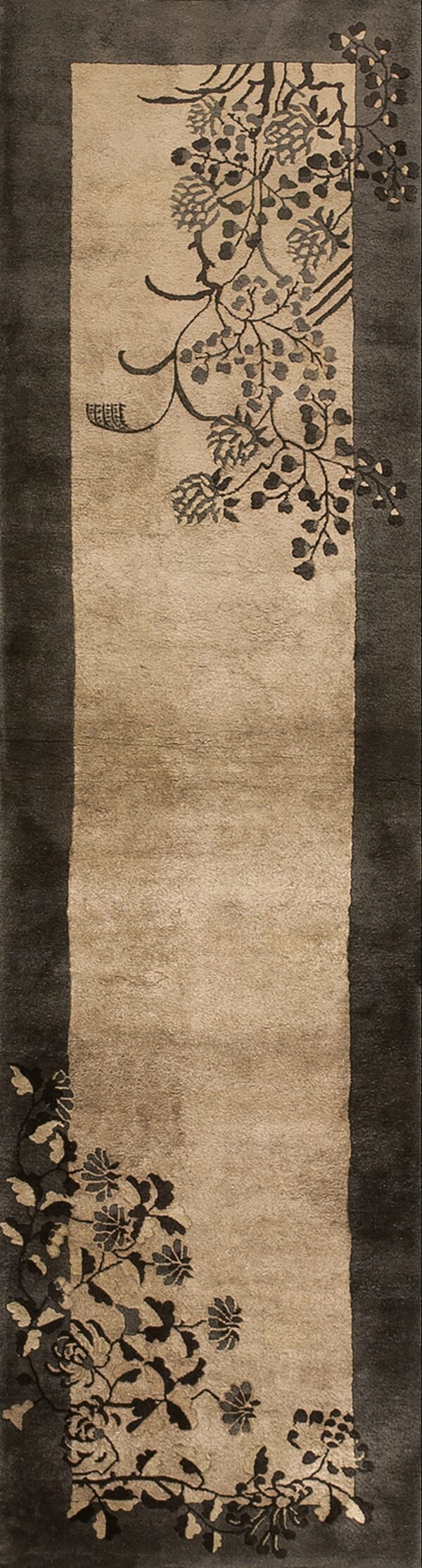 Two-tone runner featuring a light taupe field framed by dark charcoal borders and floral motifs.