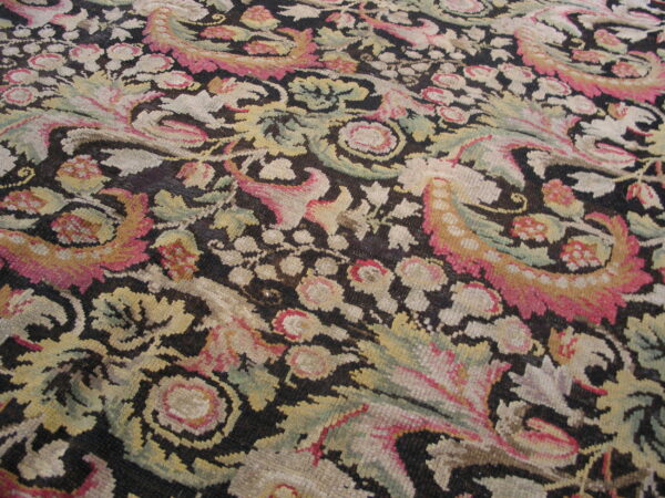 Colorful floral patterned wool rug