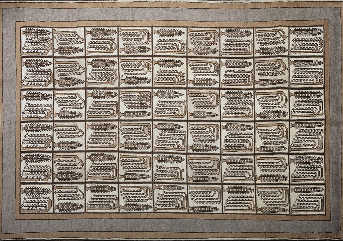 Hand-knotted wool pile texture of an antique allover geometric ivory beige rug - by rugs on net