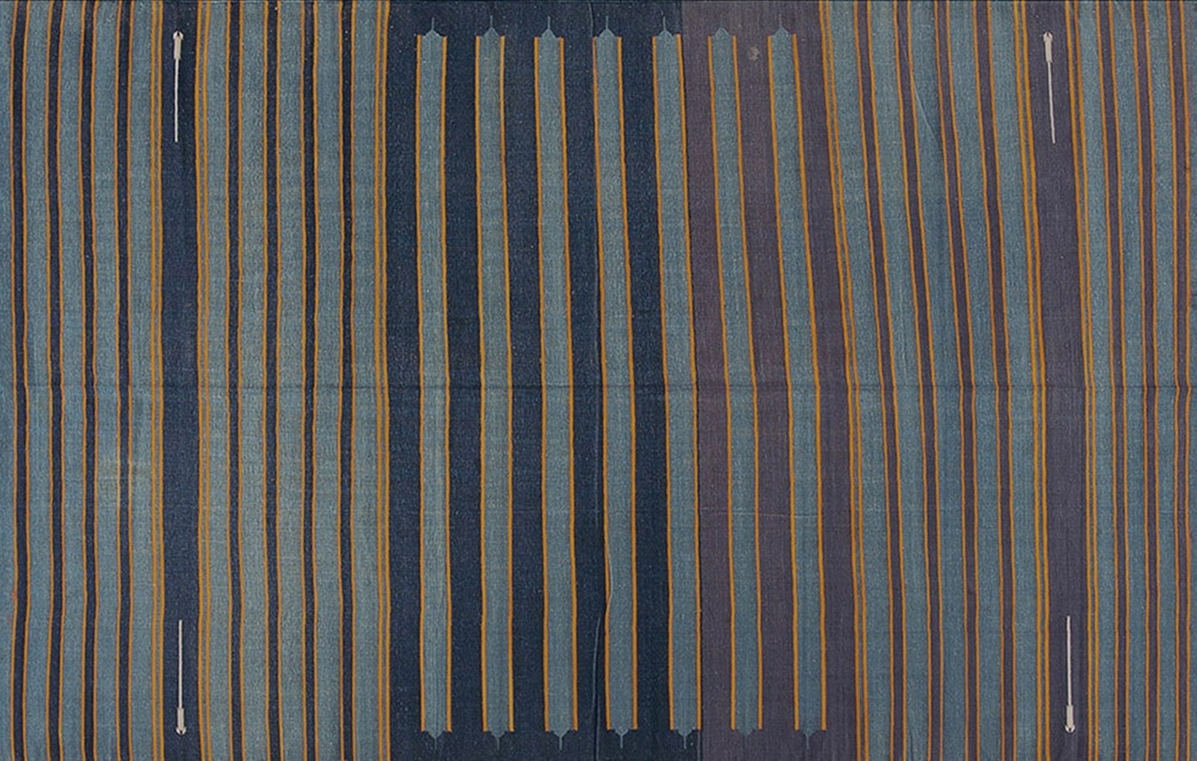 Vintage antique raya indian rug displaying traditional central medallion design on a deep blue ground - by rugs on net