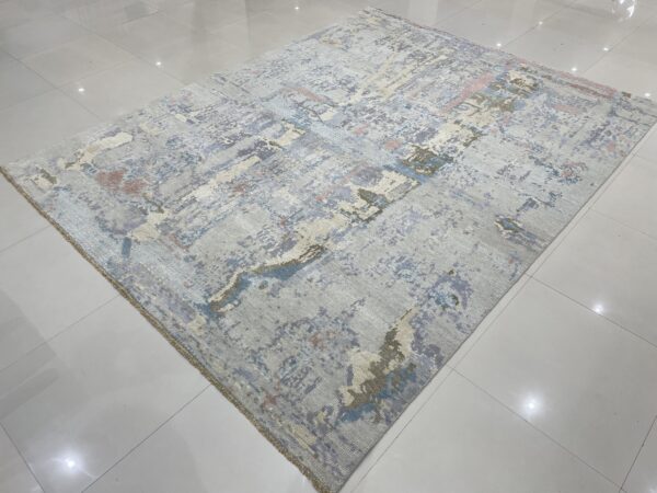 Clara stylish multicolor hand-knotted wool rug - image 9