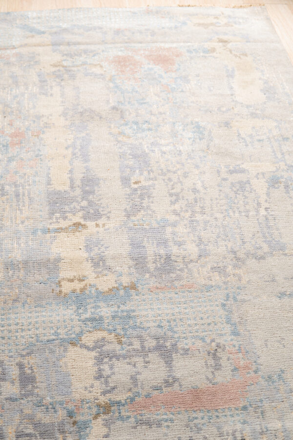 Clara stylish multicolor hand-knotted wool rug - image 3