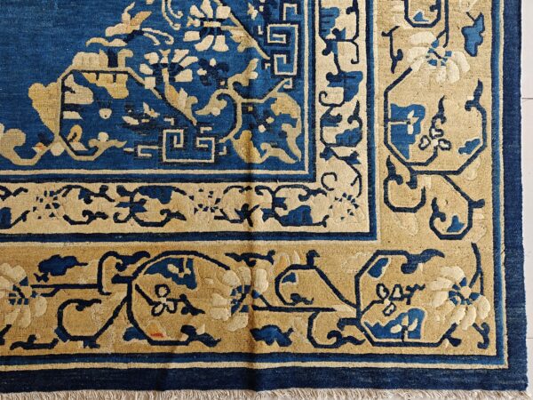 Early 20th century chinese peking carpet