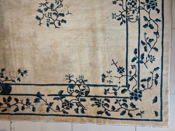 Early 20th century chinese peking carpet