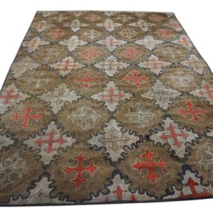 Brown rug with repeating geometric cross pattern, by Rugs On Net