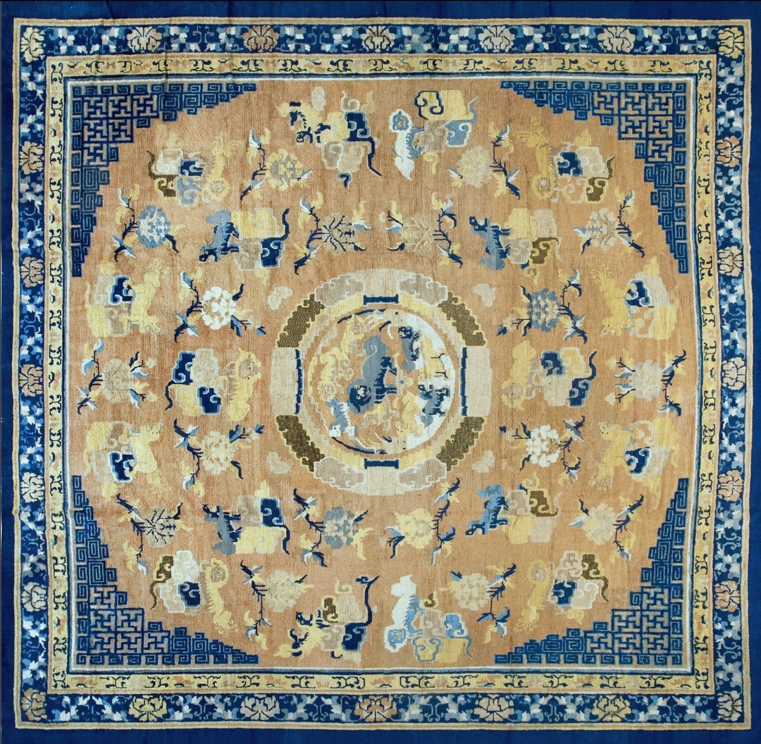 Antique chinese lions food dogs design square room size 18th century ningxia rug