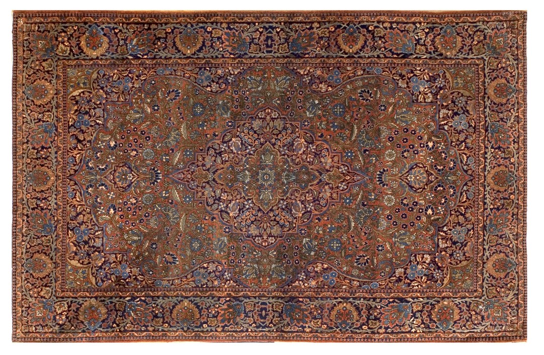 Finely woven small antique floral medallion pattern persian kashan rug
