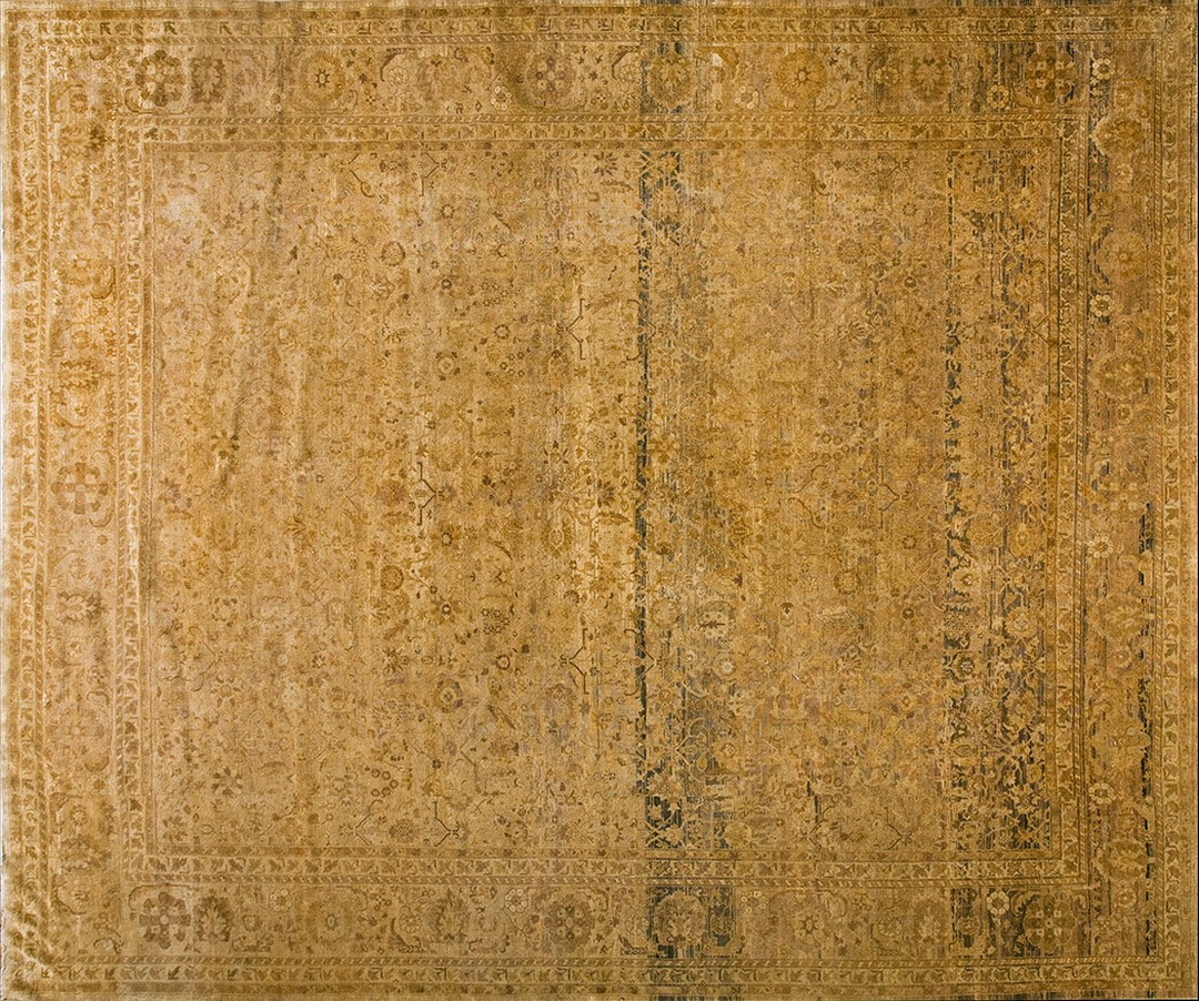 Antique amritsar room size wool ivory rug