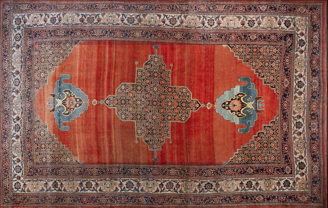 Rustic anchor open field medallion design antique large persian bidjar rug