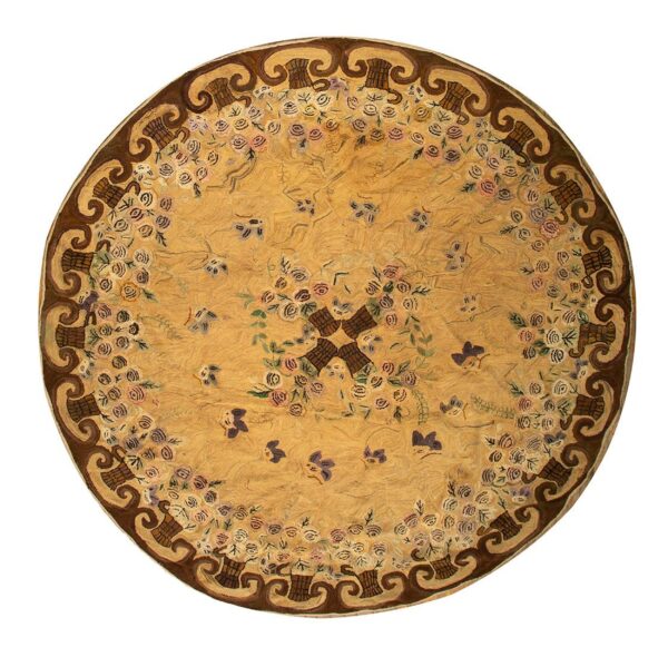 Antique american hooked round rug 8'5" diameter beige ground, floral folk art, 1880s - detail view 1