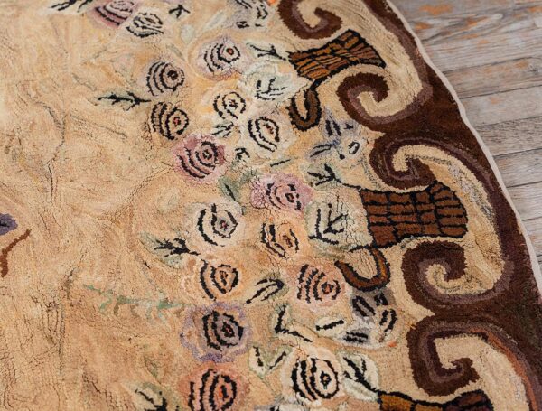 Antique american hooked round rug 8'5" diameter beige ground, floral folk art, 1880s - detail view 7