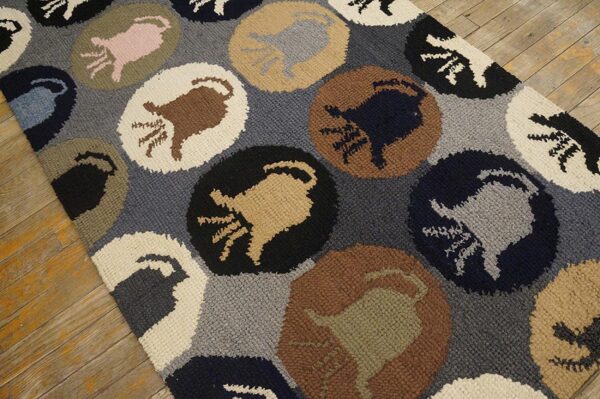 Antique american hooked rug 3'1"×8'9" long format, hand-hooked wool - detail view 3