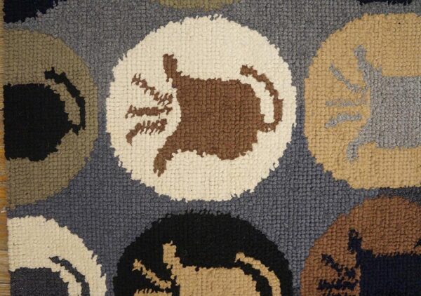 Antique american hooked rug 3'1"×8'9" long format, hand-hooked wool - detail view 5