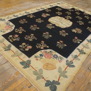 Antique Bessarabian Flat-Weave Carpet 7'3"×11'4" Black Medallion, Ivory Border, 18th Century / Circa 1750 - detail view 1