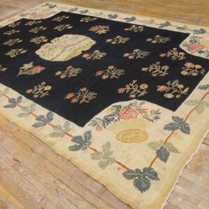 Antique Bessarabian Flat-Weave Carpet 7'3"×11'4" Black Medallion, Ivory Border, 18th Century / Circa 1750 - detail view 2