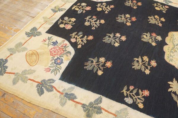 Antique bessarabian flat-weave carpet 7'3"×11'4" black medallion, ivory border, 18th century / circa 1750 - detail view 4