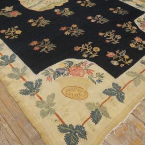 Antique Bessarabian Flat-Weave Carpet 7'3"×11'4" Black Medallion, Ivory Border, 18th Century / Circa 1750 - detail view 6