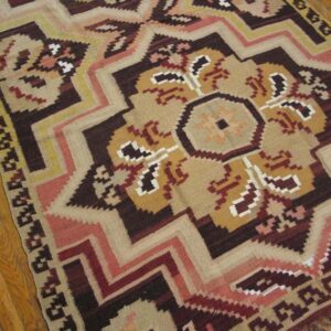 Antique Bessarabian Flat-Weave Carpet 5'2"×13'7" Dusty Rose & Olive, Circa 1925 - detail view 4
