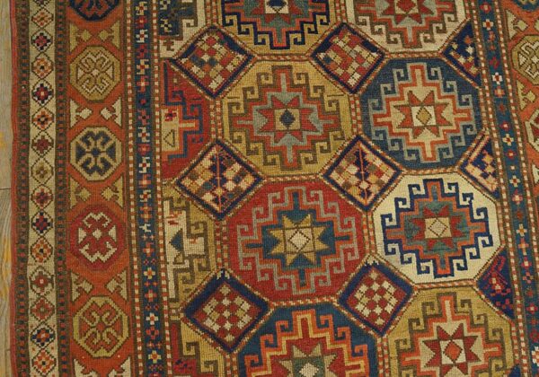 Antique caucasian kazak rug 4'×8'2" multi geometric, rose pink border, circa 1890 5 Antique caucasian kazak rug 4'×8'2" multi geometric, rose pink border, circa 1890 - detail view 4