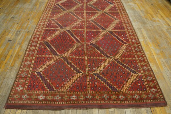 Antique central asian ersari carpet 5'10"×11'10" red diamond, rust border, circa 1890 - detail view 5