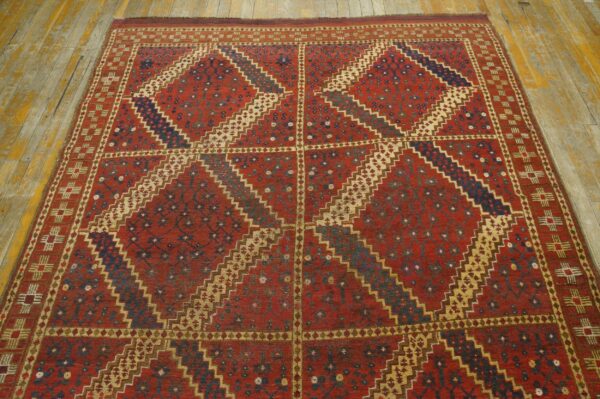 Antique central asian ersari carpet 5'10"×11'10" red diamond, rust border, circa 1890 - detail view 7