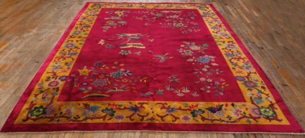 Antique chinese art deco carpet 8'10"×11'4" fuchsia field, gold border, floral design, 1920s - detail view 1
