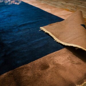 Antique Chinese Art Deco Carpet 7'9"×9'9" Navy Open Field, Beige Border, Modern Floral, 1920s - detail view 7
