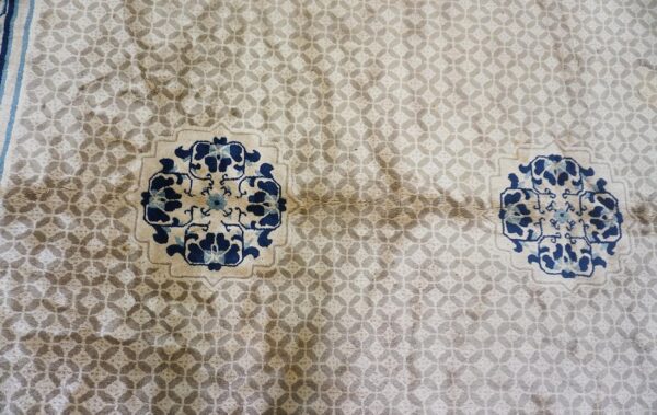 Antique chinese gallery carpet 8'8"×18' beige field, animal geometric design, 1920s - detail view 4