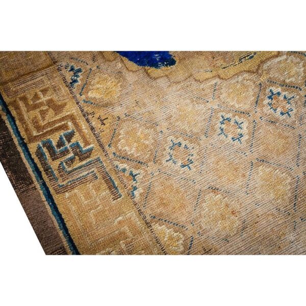Antique chinese ningxia rug 3'8"×6'8" camel/yellow ground, geometric foo dog design, 1880s - detail view 4