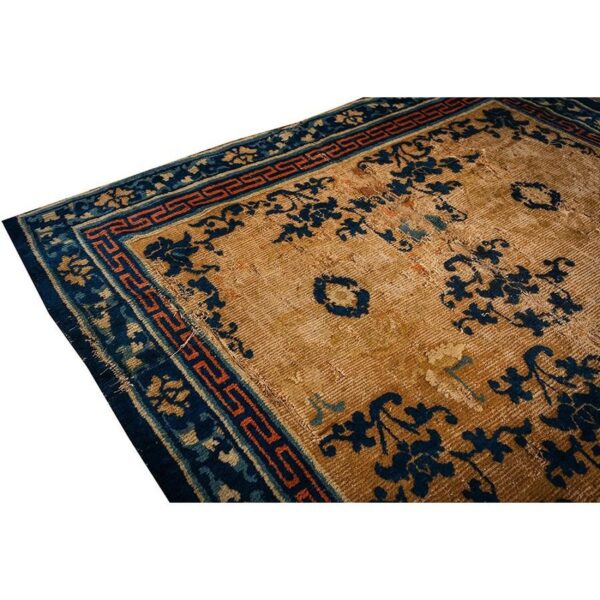 Antique chinese ningxia rug 5'10"×10' ivory field, beige medallion with greek key, 1880s - detail view 3