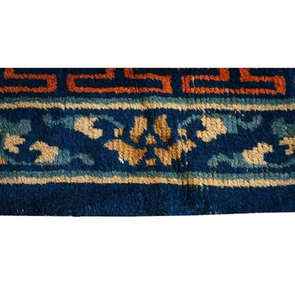 Antique chinese ningxia rug 5'10"×10' ivory field, beige medallion with greek key, 1880s - detail view 4