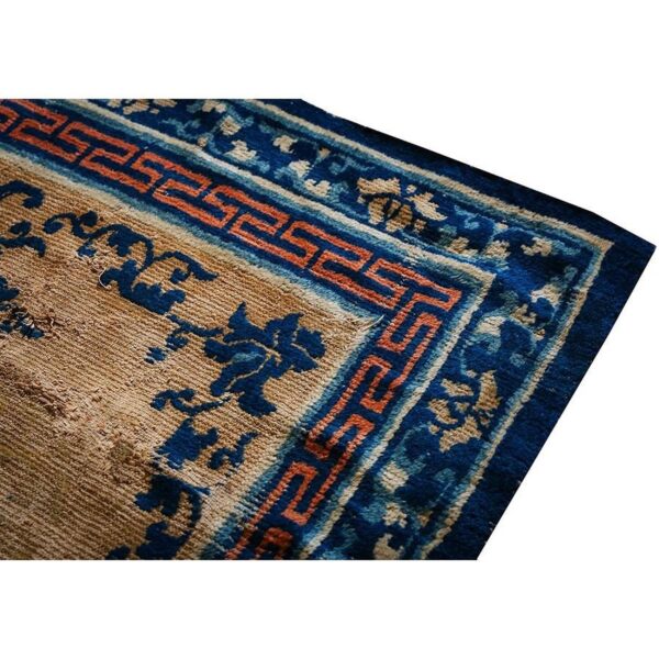 Antique chinese ningxia rug 5'10"×10' ivory field, beige medallion with greek key, 1880s - detail view 5