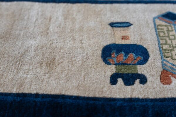 Antique chinese peking carpet 7'5"×9'11" beige field, vase medallion, 1920s - detail view 9
