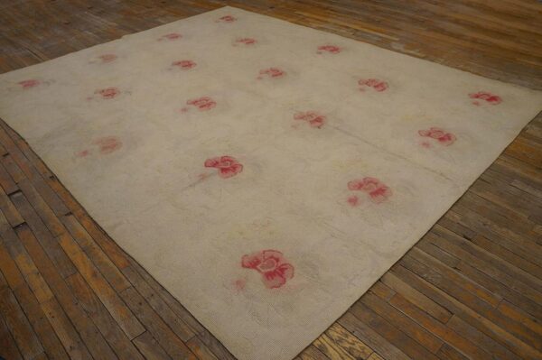 Antique english needlepoint carpet 8'2"×10'3" ivory four-star design, circa 1920 - detail view 3