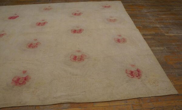 Antique english needlepoint carpet 8'2"×10'3" ivory four-star design, circa 1920 - detail view 4