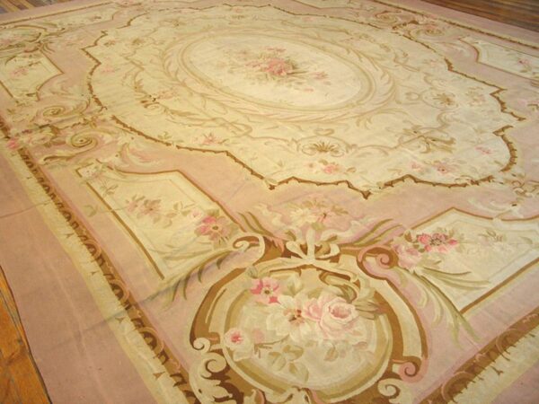 Antique french aubusson carpet 10'10"×15' ivory field, rose pink border, napoleon iii, circa 1880 - detail view 3