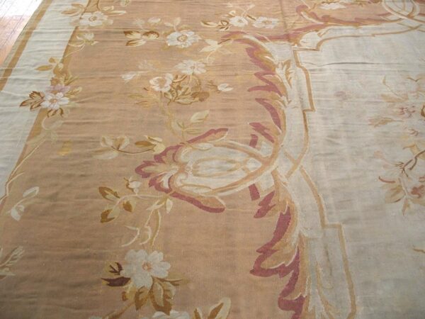 Antique french aubusson carpet 15'×18' salmon & ivory, napoleon iii period, circa 1880 3 Antique french aubusson carpet 15'×18' salmon & ivory, napoleon iii period, circa 1880 - detail view 2