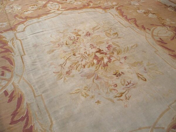 Antique french aubusson carpet 15'×18' salmon & ivory, napoleon iii period, circa 1880 5 Antique french aubusson carpet 15'×18' salmon & ivory, napoleon iii period, circa 1880 - detail view 4