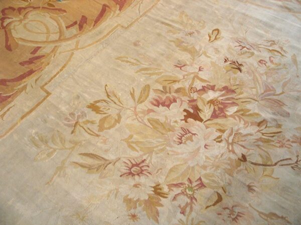 Antique french aubusson carpet 15'×18' salmon & ivory, napoleon iii period, circa 1880 7 Antique french aubusson carpet 15'×18' salmon & ivory, napoleon iii period, circa 1880 - detail view 6