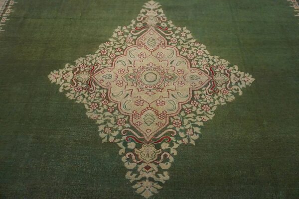 Antique indian amritsar carpet 12'×14'9" green field, soft yellow border, 19th century - detail view 3