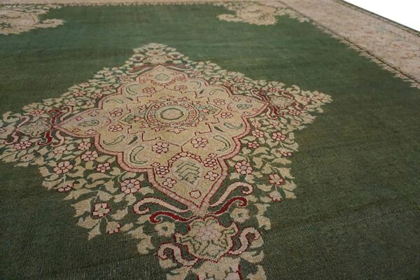 Antique indian amritsar carpet 12'×14'9" green field, soft yellow border, 19th century - detail view 6