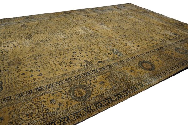 Antique indian lahore carpet 12'6"×24' ivory & tan floral, camel field, circa 1930 8 Antique indian lahore carpet 12'6"×24' ivory & tan floral, camel field, circa 1930 - detail view 7