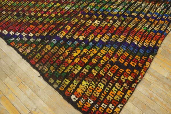 Antique jerusalem carpet 5'6"×7'9" black field, hand-knotted wool, 1930s 3 Antique jerusalem carpet 5'6"×7'9" black field, hand-knotted wool, 1930s - detail view 2