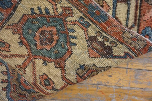 Antique n. W. Persian serapi carpet 11'10"ã—15'10" rust field, tan border, red medallion, 1890s - detail view 14