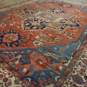 Antique N.W. Persian Serapi Carpet 11'10"Ã—15'10" Rust Field, Tan Border, Red Medallion, 1890s - detail view 1