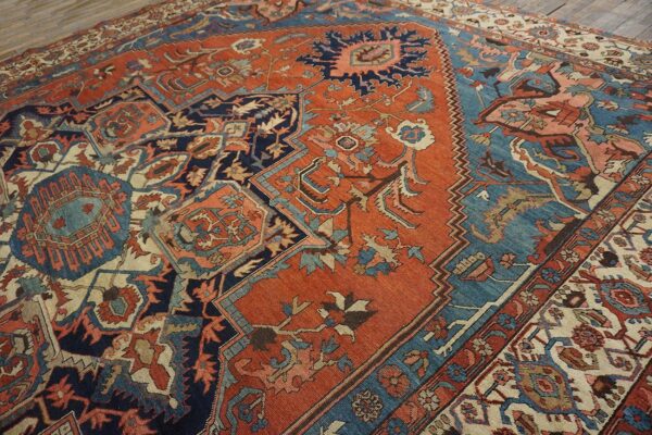 Antique n. W. Persian serapi carpet 11'10"ã—15'10" rust field, tan border, red medallion, 1890s - detail view 8